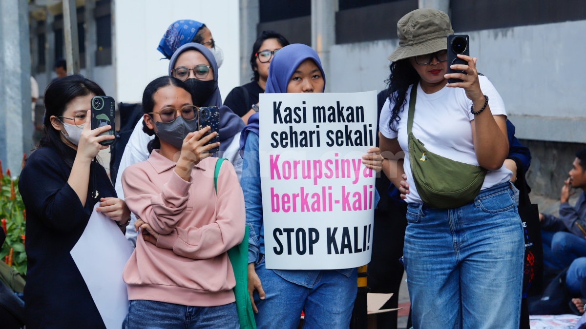 Lebih Banyak Mudaratnya! Menkes Kabinet Bayangan Desak MBG Dihentikan