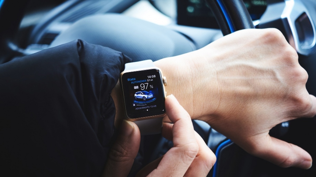 5 Smartwatch yang Bisa QRIS BCA, Transaksi Makin 'Sat-Set'