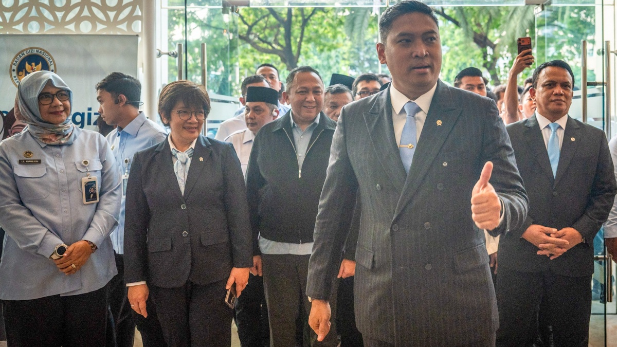 Gantikan Nanik, Sudaryono Didesak Bersih-bersih Internal Karena Ada Dugaan Pegawai BGN 'Main' Dapur