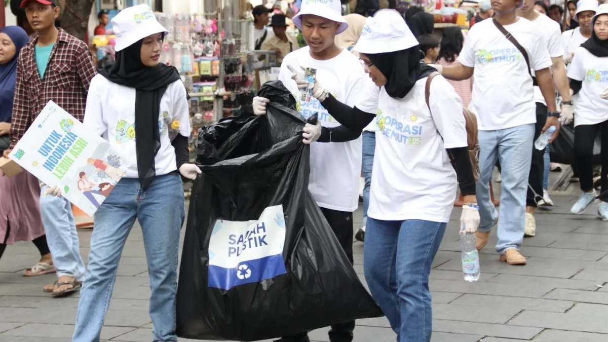 #AksiAsri Operasi Semut: Langkah Kecil Menggerakkan Indonesia Asri