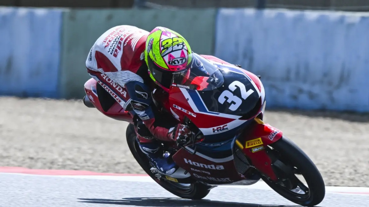 Drama Wheelie di Prancis! Kiara Ramadhipa Ngamuk Salip 7 Pembalap, Amankan 5 Besar Moto3