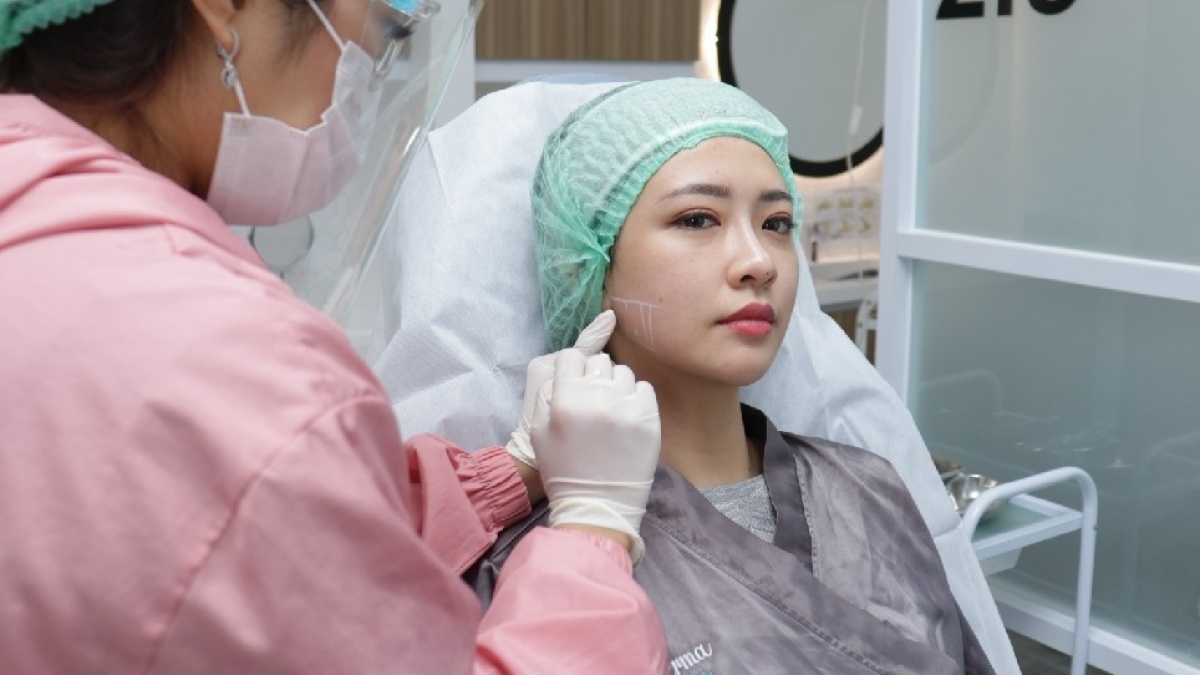 Botox Natural Kian Diminati, Rahasia Contouring Wajah yang Tetap Mempertahankan Karakter Alami