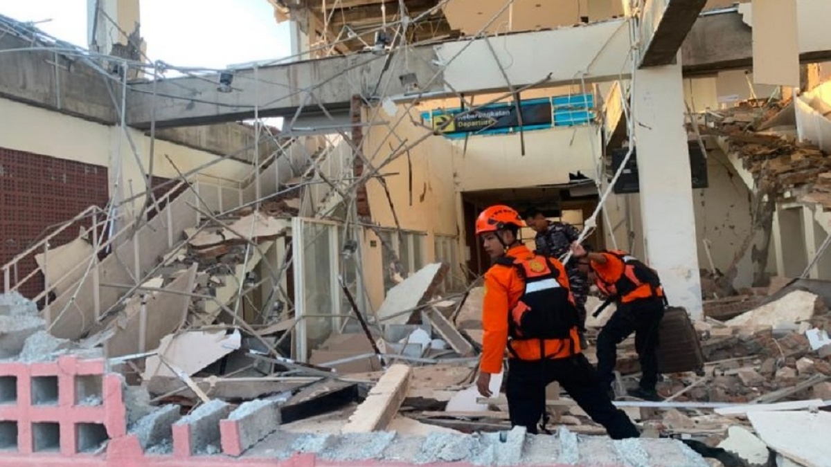 Plafon Berjatuhan, Gedung Berguncang! Turis Belanda Ungkap Momen Mengerikan Saat Gempa NTT