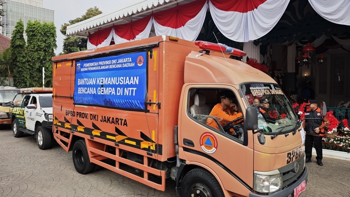 Jakarta Kirim Bantuan Rp5,8 Miliar untuk Korban Gempa NTT, Dikirim Lewat Udara dan Laut
