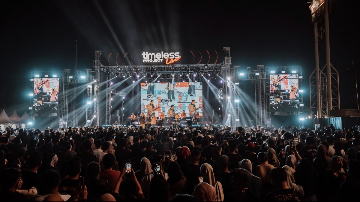 Timeless Project Live Ajak Generasi 2000-an Bernostalgia Lewat Lima Warna Musik