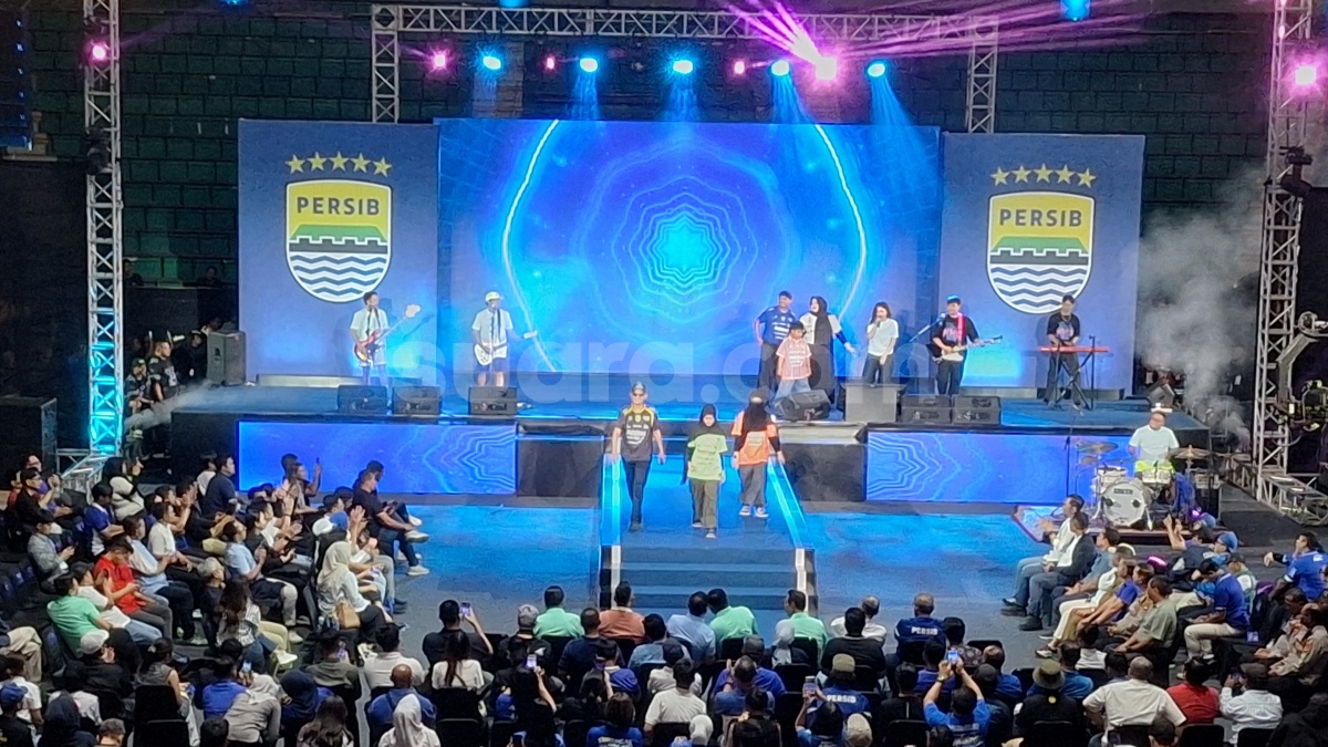 Terungkap! Ini Perbedaan Jersi Persib Musim 2026/2027 yang Wajib Diketahui Bobotoh