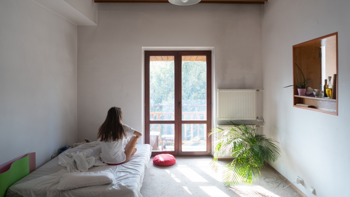 Feng Shui Tempat Tidur di Kamar 3x3, Ini Penataan Ranjang dan Furnitur yang Disarankan