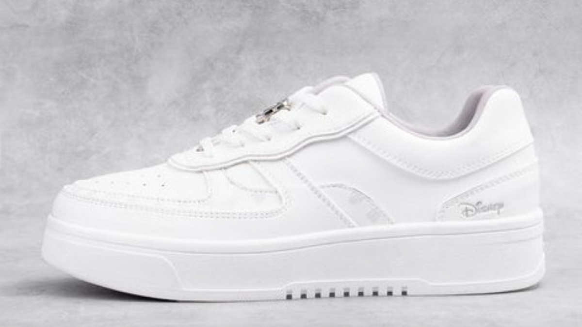 5 Sepatu Lokal Wanita Kronikel Project Paling Laris, Model Stylish Wajib Masuk Wishlist