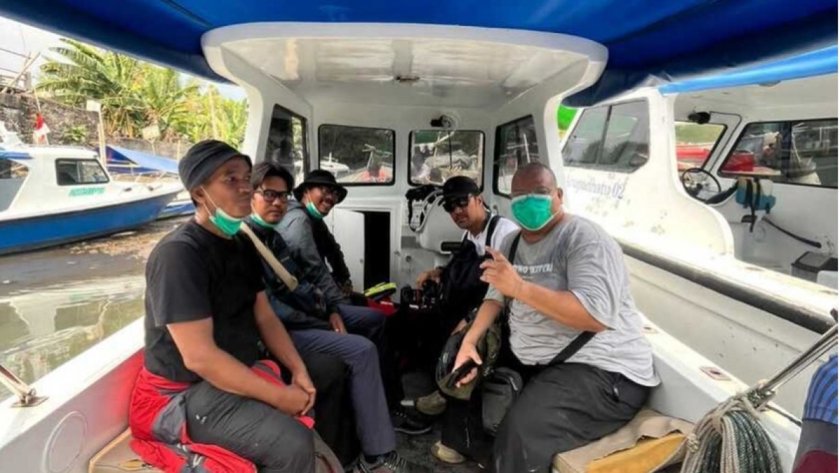 Drone Thermal Dikerahkan, SAR Perluas Pencarian 5 Jurnalis Hilang di Perairan Anak Krakatau