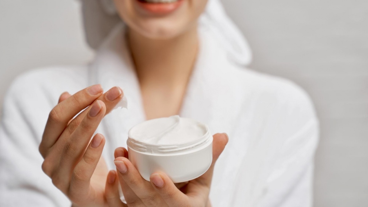 5 Day Cream yang Mengandung SPF, Cegah Flek Hitam dan Lindungi dari Sinar UV