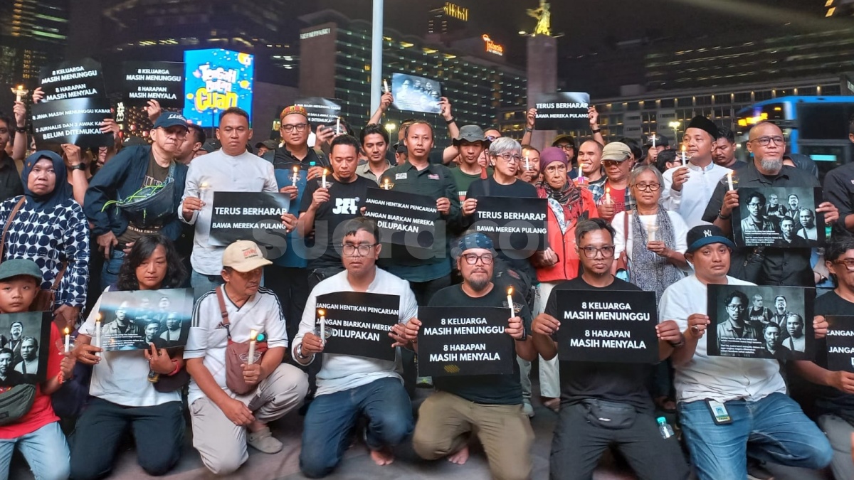 Lilin Dinyalakan, Harapan Belum Padam untuk 5 Jurnalis yang Hilang di Anak Krakatau