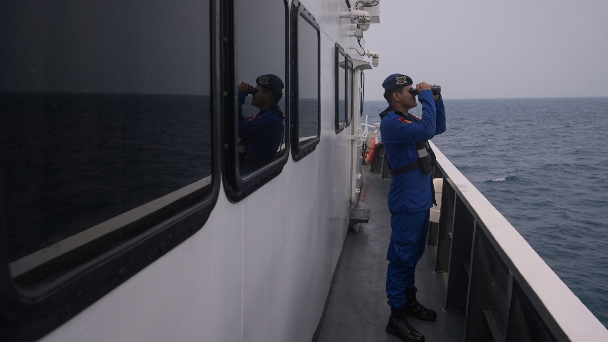 Update Terkini 5 Jurnalis Hilang di Selat Sunda, SAR Temukan 4 Benda Ini