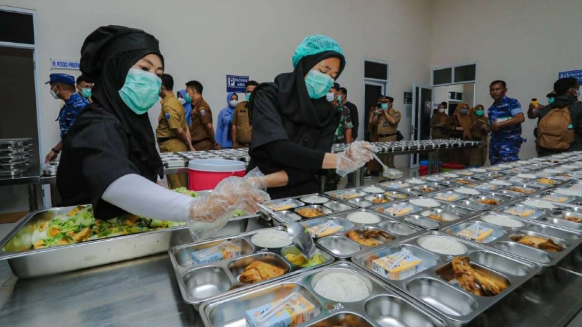 Model Prasmanan MBG Tak Otomatis Aman, Pakar Ingatkan Risiko Perkembangbiakan Bakteri