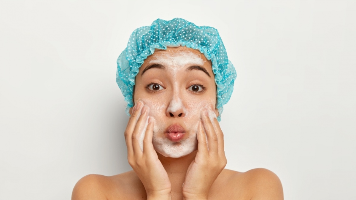 4 Rekomendasi Sabun Cuci Muka Ceramide Terbaik untuk Perbaiki Skin Barrier, Harga di Bawah Rp50 Ribu