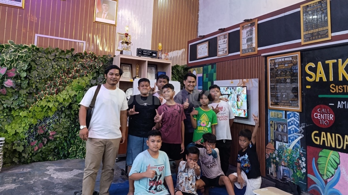 RT 11 Gandaria Utara Buka Program RT Inggris, Warga Dilatih Speaking hingga Selling-Buying