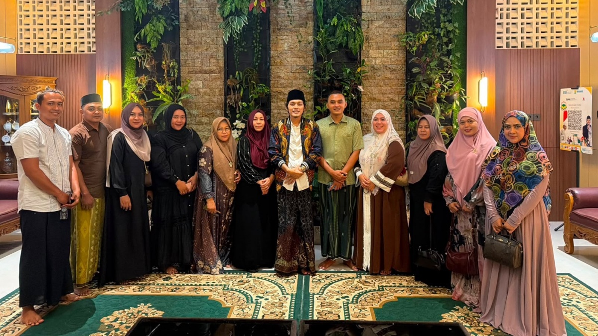 Mas Pluk Pluk dan Mbak Pluk Pluk Bongkar Perjalanan Jadi Konten Kreator Sukses