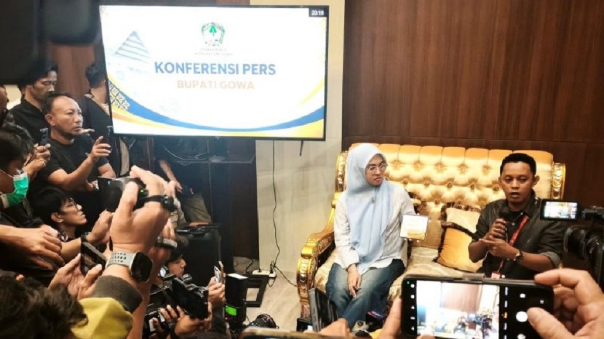 Bupati Gowa Tunjukkan Video Kepala Kantor Pos Akui Salah Kirim Surat MA