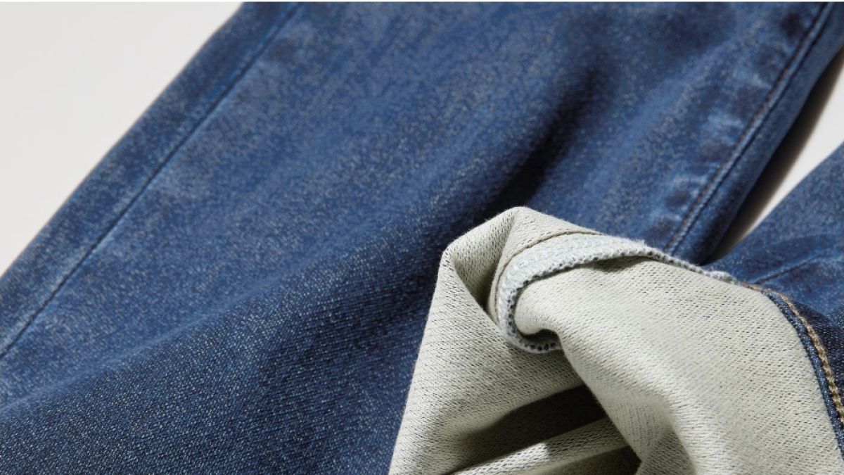 Jeans Senyaman Sweatpants? Ini Inovasi Denim yang Bikin Gerak Lebih Bebas