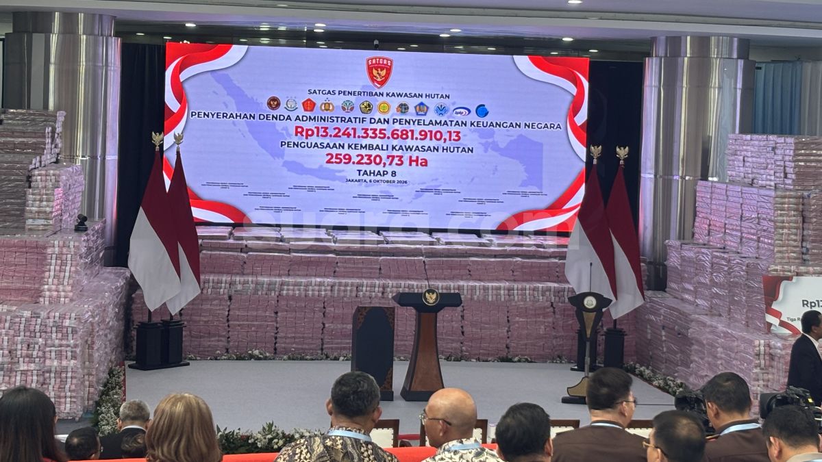 Rp 13,24 Triliun Uang Hasil Penertiban Hutan Diserahkan ke Negara, Ditumpuk di Gedung Bundar