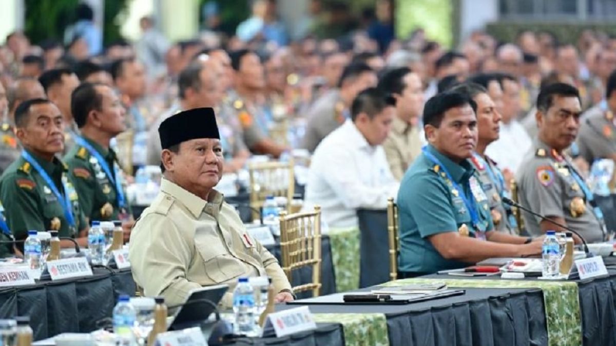 Prabowo Ungkap Alasan Kumpulkan 800 Perwira Tinggi TNI-Polri di Istana