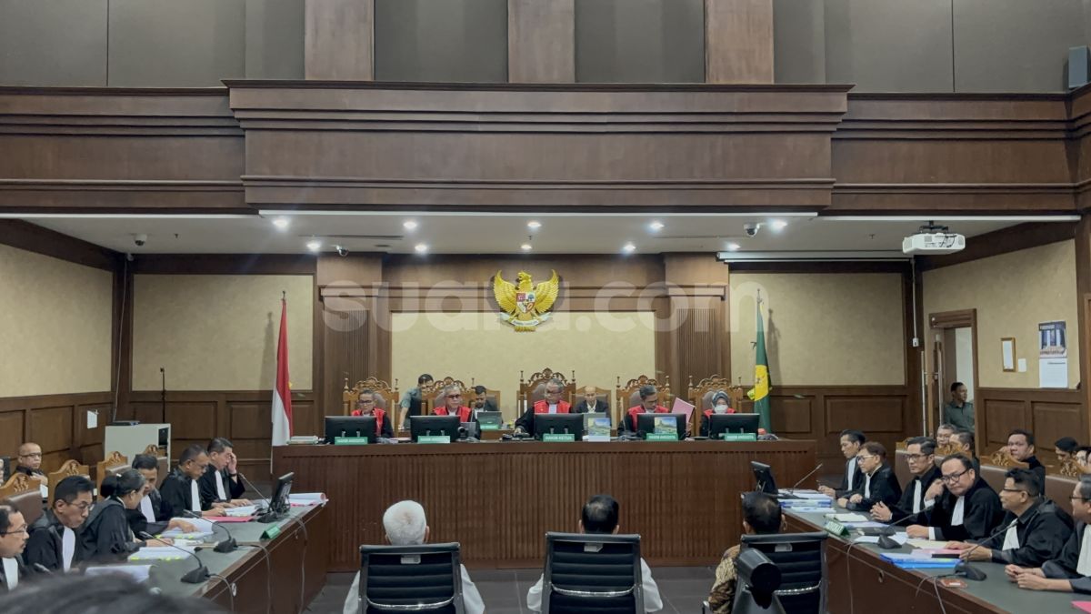 Febrie Adriansyah Cs Tandatangani Pakta Integritas Antipenyuapan Jelang Pembacaan Dakwaan