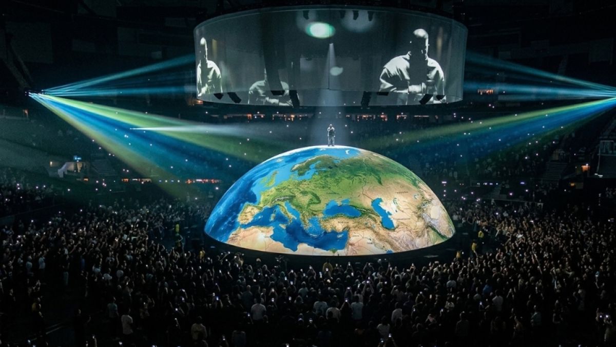 Rayakan Hari Kesehatan Mental Sedunia Lewat Konser YE alias Kanye West di GBK