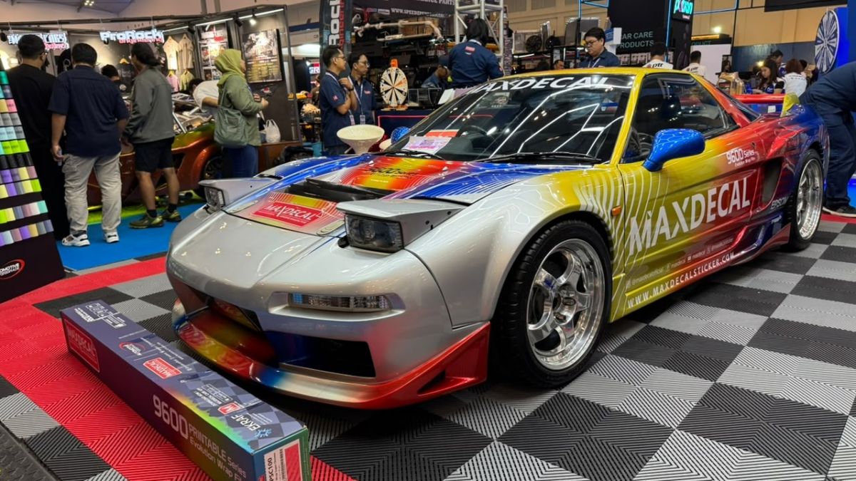 MaxDecal Luncurkan Teknologi Wrap Terbaru di IMX 2026 Tampilkan Honda NSX Silver