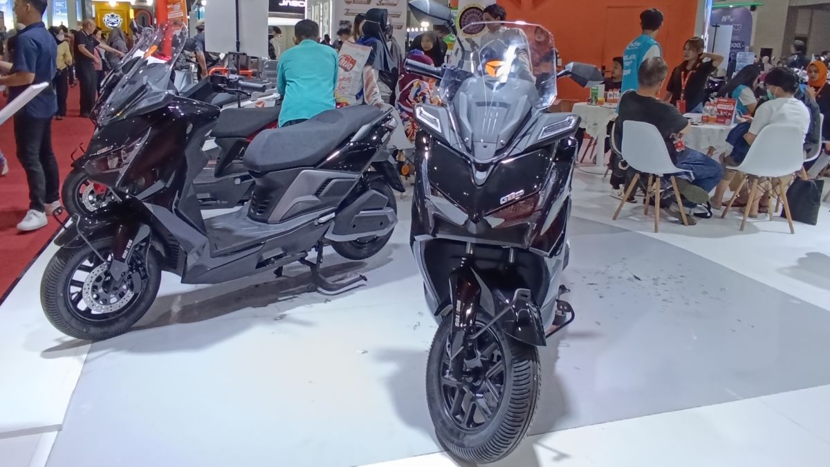 Yadea GT80 Motor Listrik Bergaya Grand Touring Harga Rp 20 Jutaan