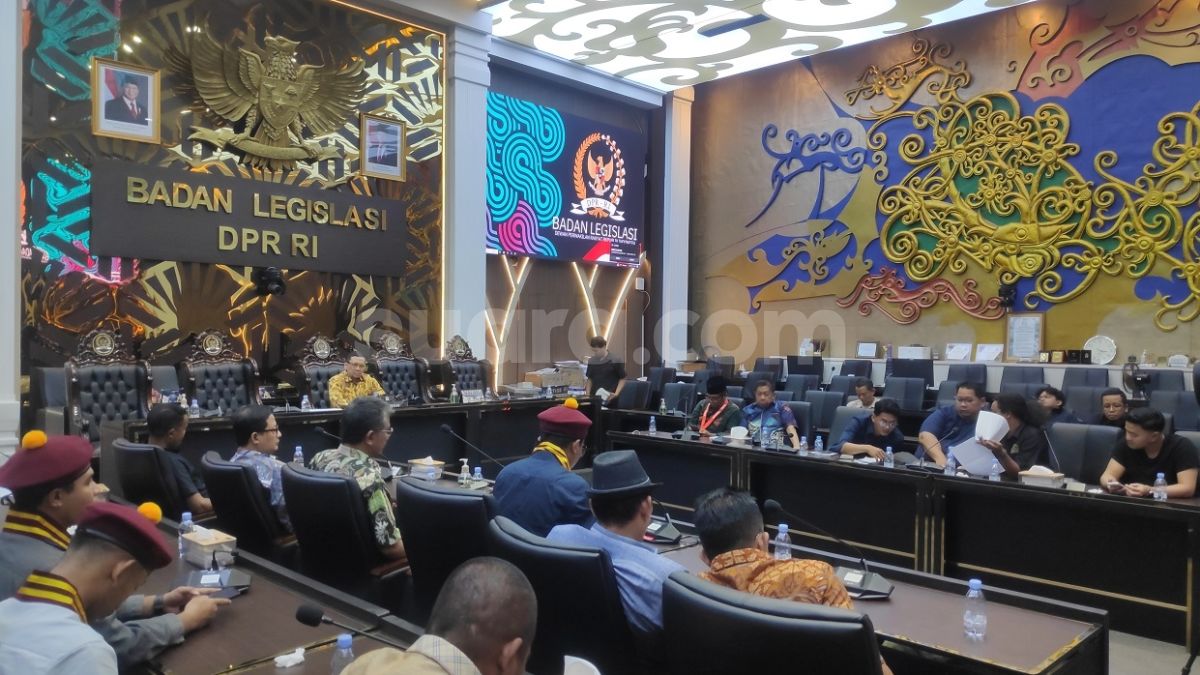Soroti Ijazah Gibran, Ray Rangkuti hingga Ubedilah Datangi DPR Temui Doli Golkar Desak Hak Angket