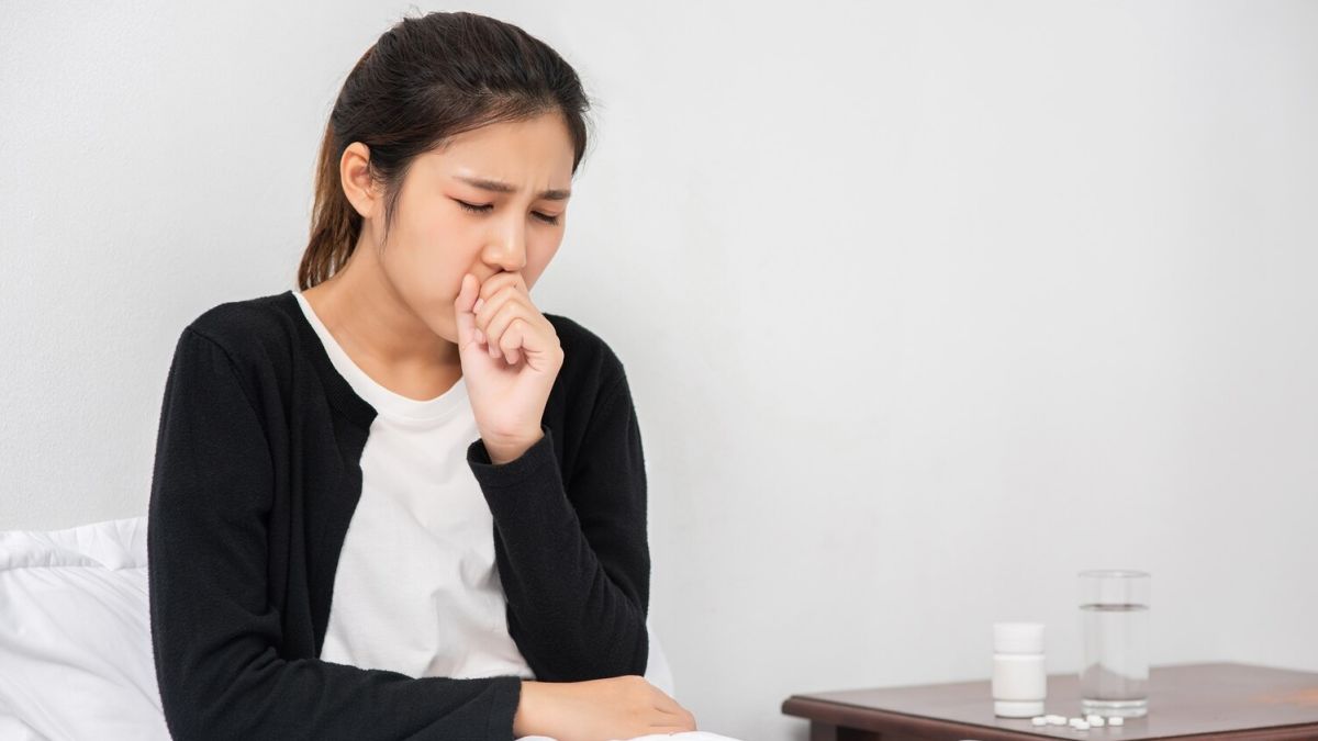 Batuk Kering Bikin Susah Tidur? Ini 6 Pilihan Obat Ampuh di Apotek Mulai Rp14 Ribuan!