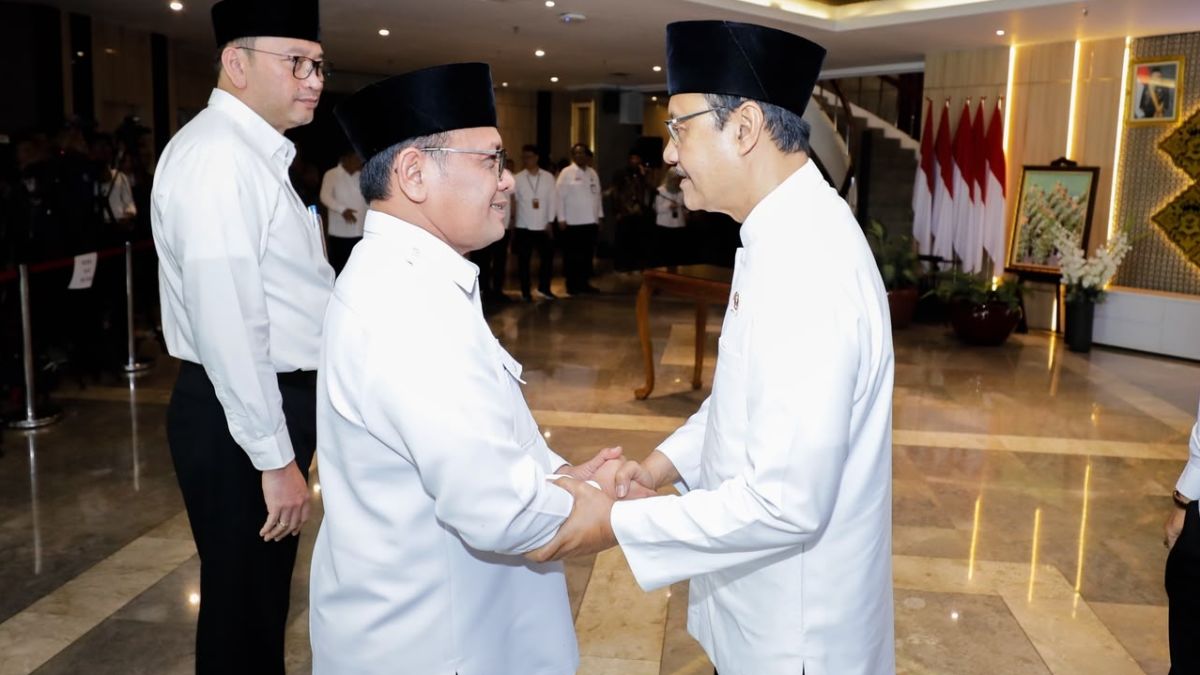 Gus Ipul Lantik M Hasan Chabibie sebagai Sekjen Kementerian Sosial