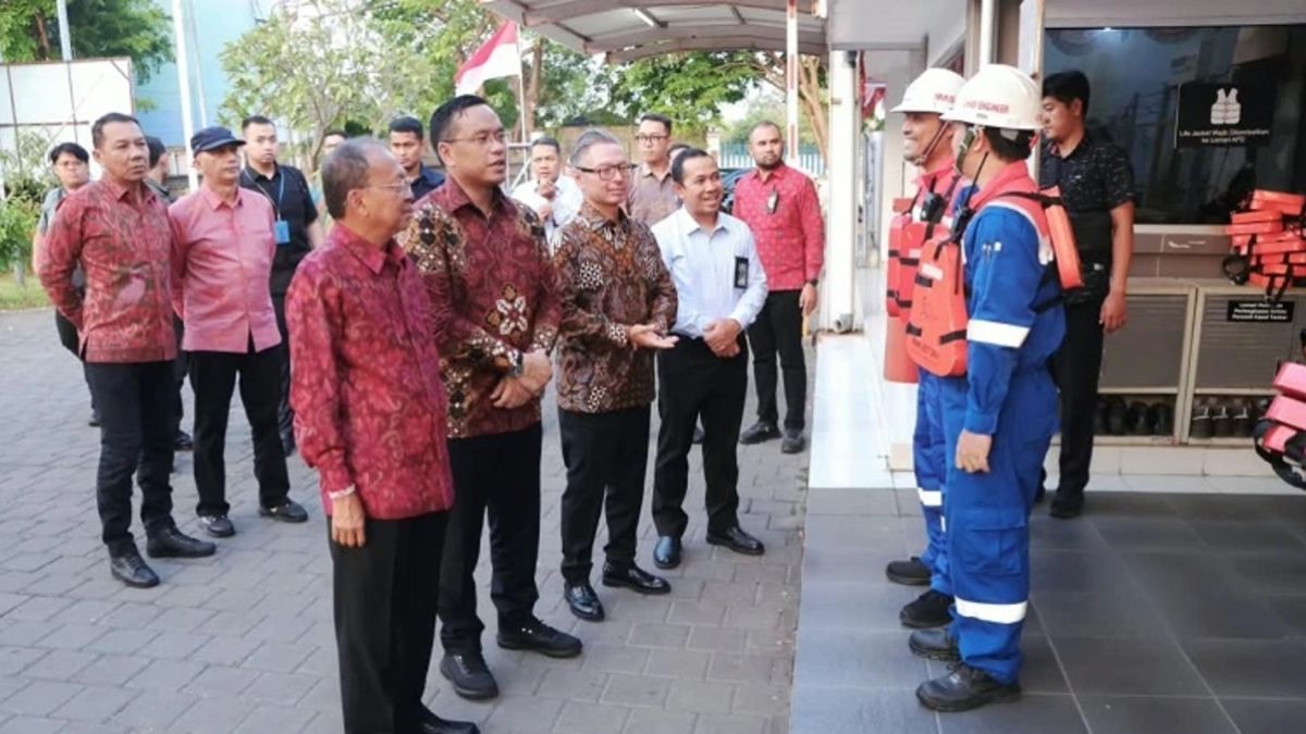 PNS dan Pegawai BUMD Bali WFH Sampai 17 Oktober Imbas BBM Langka