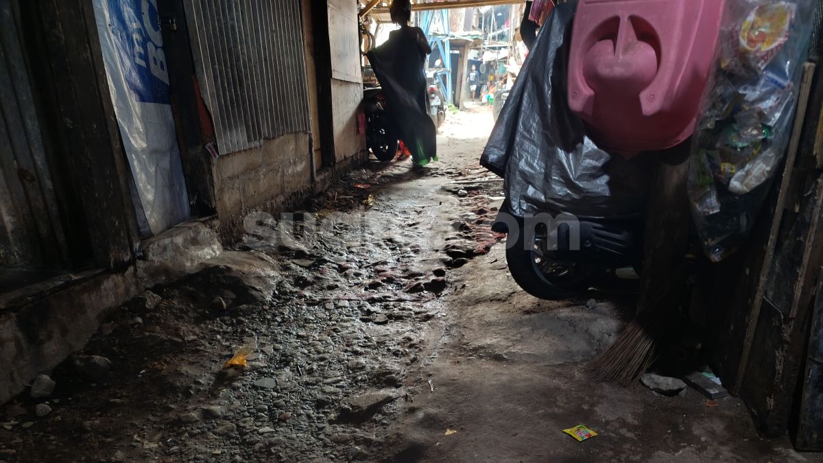 Potret Kumuh Kampung Pelangi di Selatan Jakarta: Dihantui Banjir Saat Hujan Deras