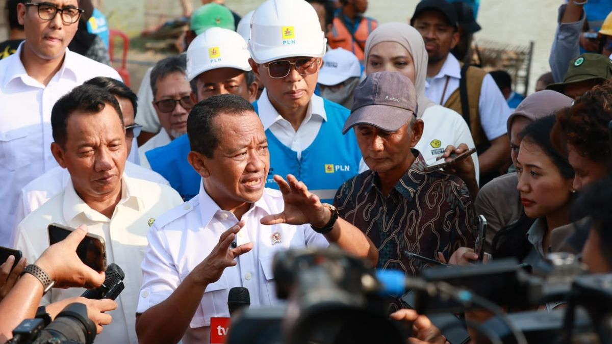 Mewujudkan Keadilan Sosial, Pemerintah Hadirkan Listrik hingga ke Dusun di Karawang