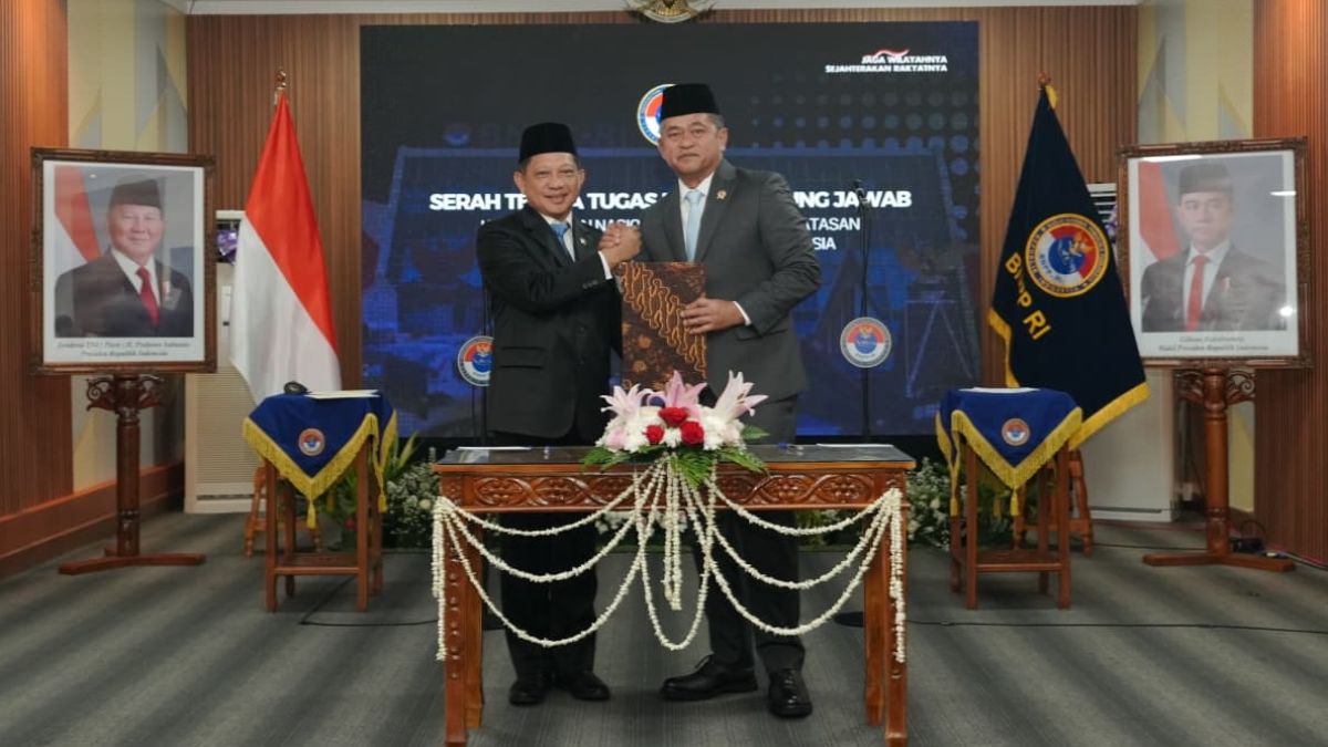 Serah Terima Jabatan Kepala BNPP, Mendagri Tito Harapkan Pengelolaan Perbatasan Lebih Optimal