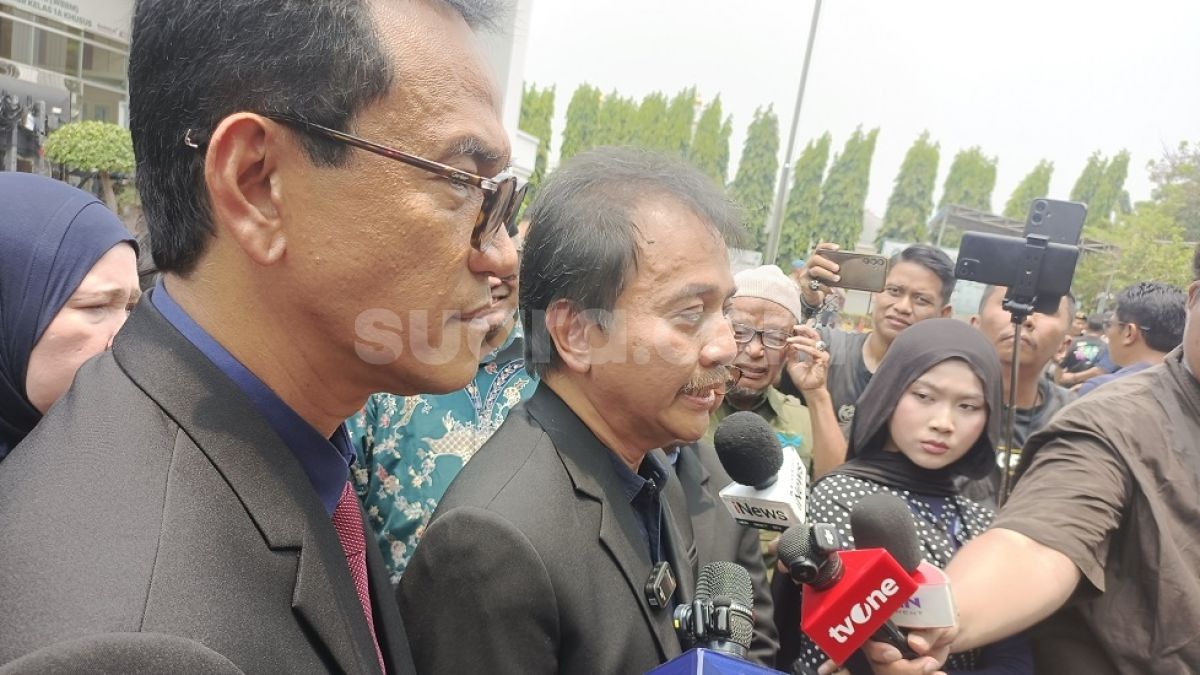Roy Suryo Tak Kaget Eksepsi Ditolak, Tapi Tetap Minta Jokowi Hadir di Sidang Lanjutan