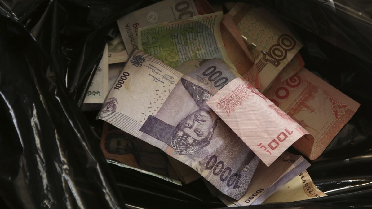 Arti Mimpi Menemukan Uang Kertas di Jalan Pertanda Apa? Ini 10 Tafsirnya
