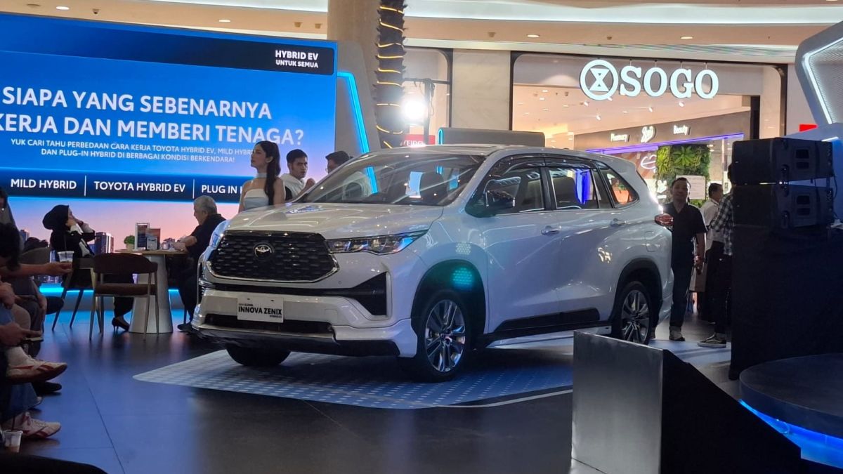 Kijang Innova Zenix Terima Penyegaran, Sekarang Bisa Dinyalakan Pakai Smartphone