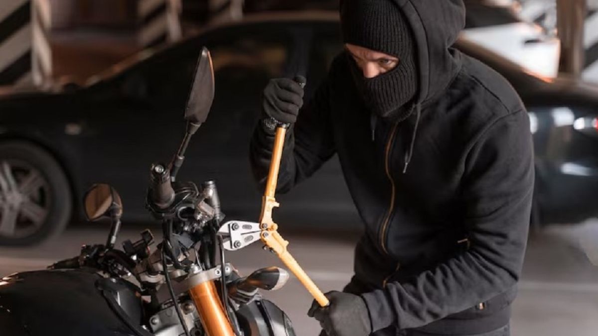 Ngaku Polisi dan Pura-Pura Cari Kos, Komplotan Curanmor Gasak Motor Penghuni