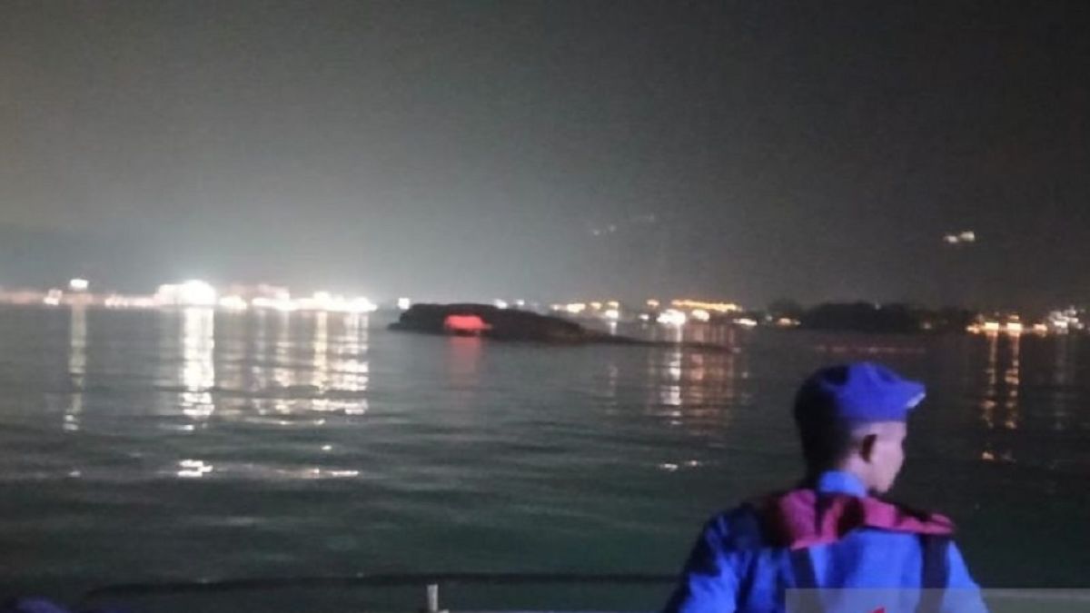Usut KMP Batumandi Terbakar hingga Terbalik di Merak, Polisi Periksa Penumpang dan Sopir