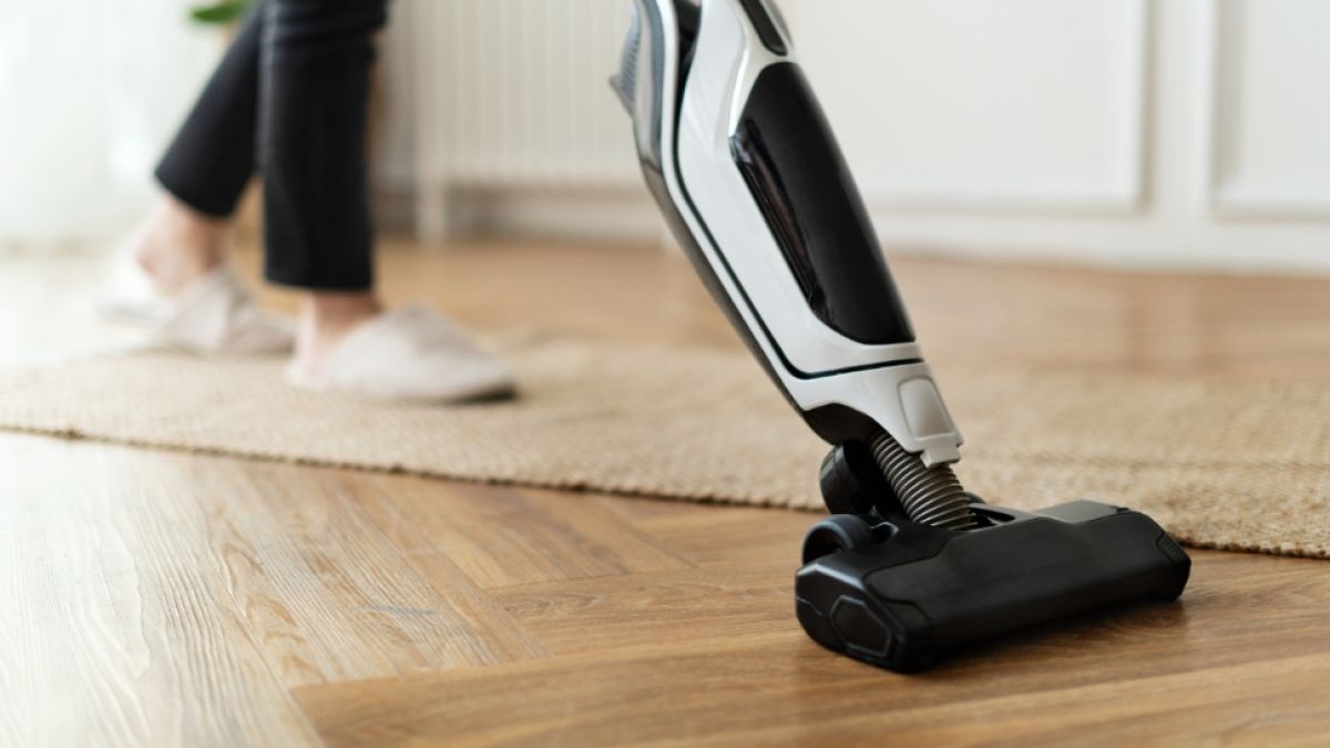 7 Cara Mengatasi Vacuum Cleaner yang Kehilangan Daya Isap