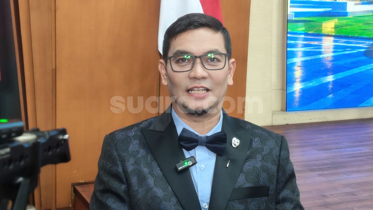 Nostalgia Masa Kecil, Indra Bekti Comeback Jadi Host Cerdas Cermat Versi Modern