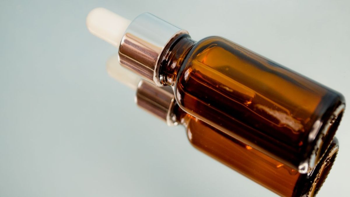 5 Serum Mengandung Formula Anti-Penuaan, Kurangi Flek Hitam hingga Kerutan di Wajah