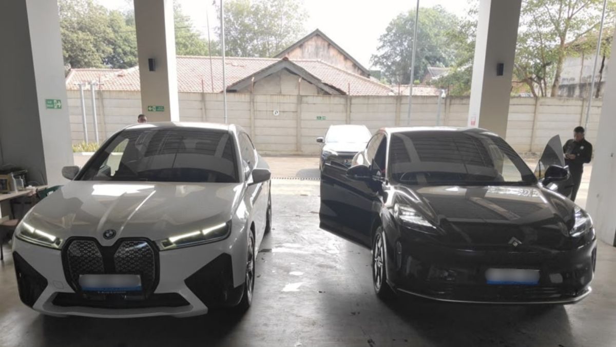 KPK Sita BMW Milik Tenaga Ahli Eks Kepala BNPB Suharyanto