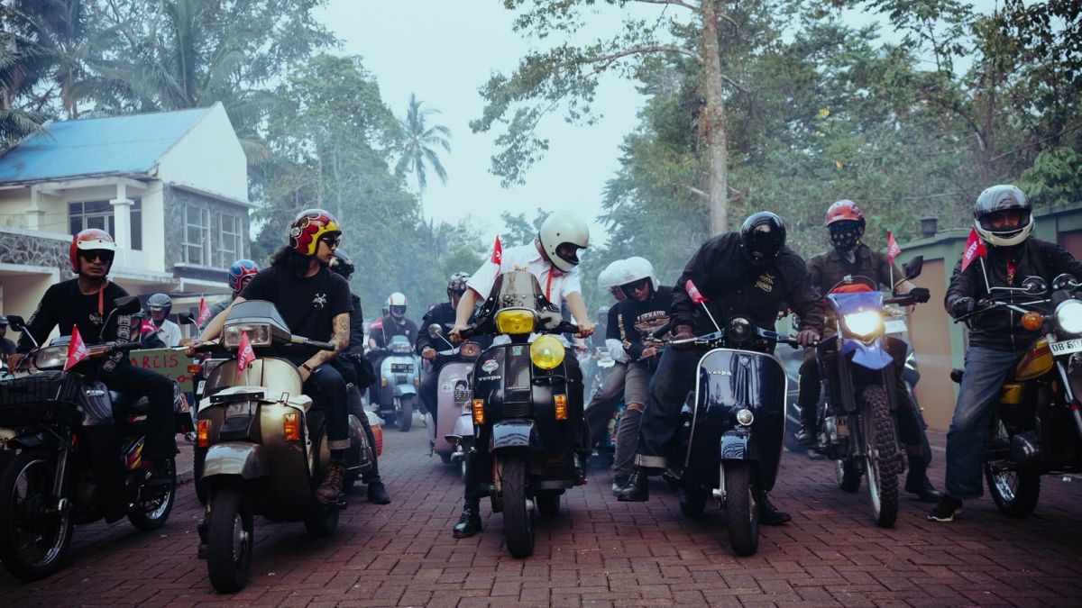 Motul Dukung Movement Sunset Ride Dorong Ekonomi Kreatif di Tomohon