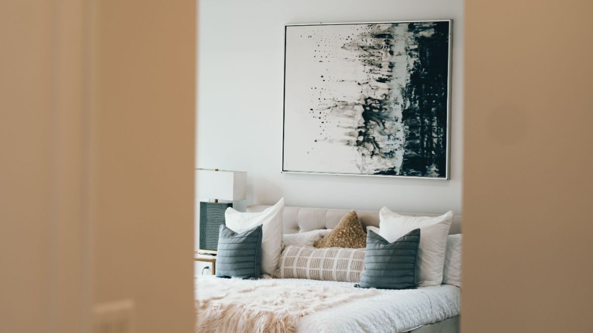 5 Lukisan Pembawa Hoki dan Ketenangan untuk Kamar Tidur Menurut Feng Shui