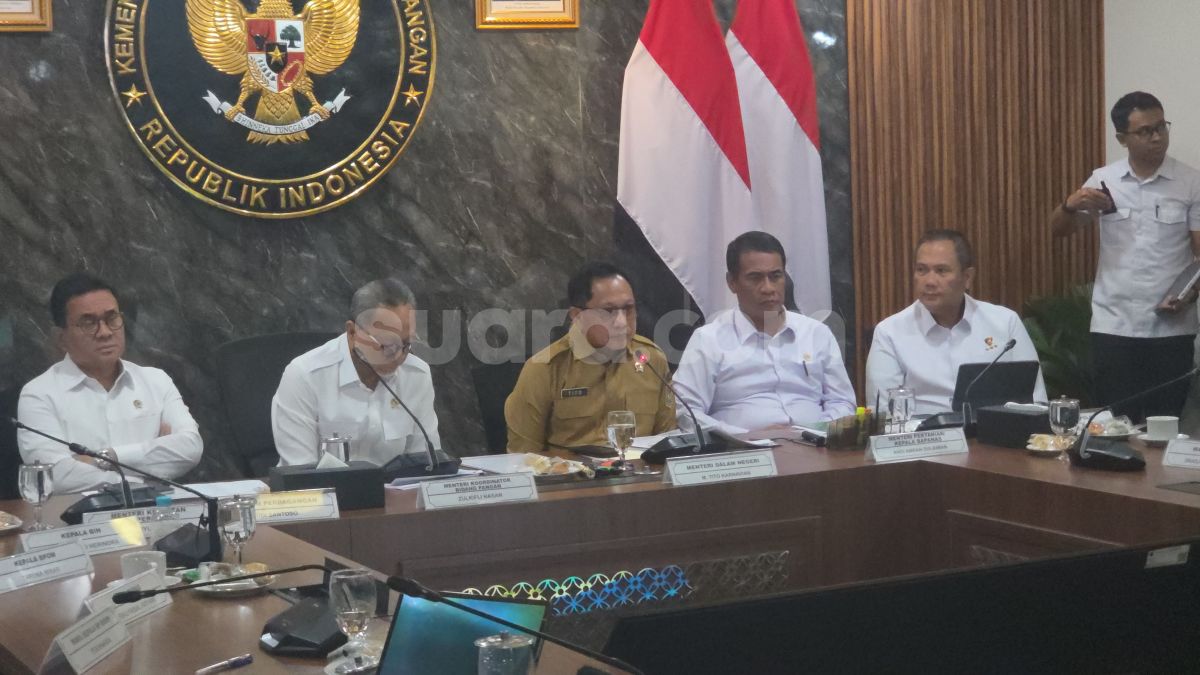 Redam Inflasi, Mendagri Usul Ada Subsidi Tiket Pesawat Hingga Listrik Jelang Nataru