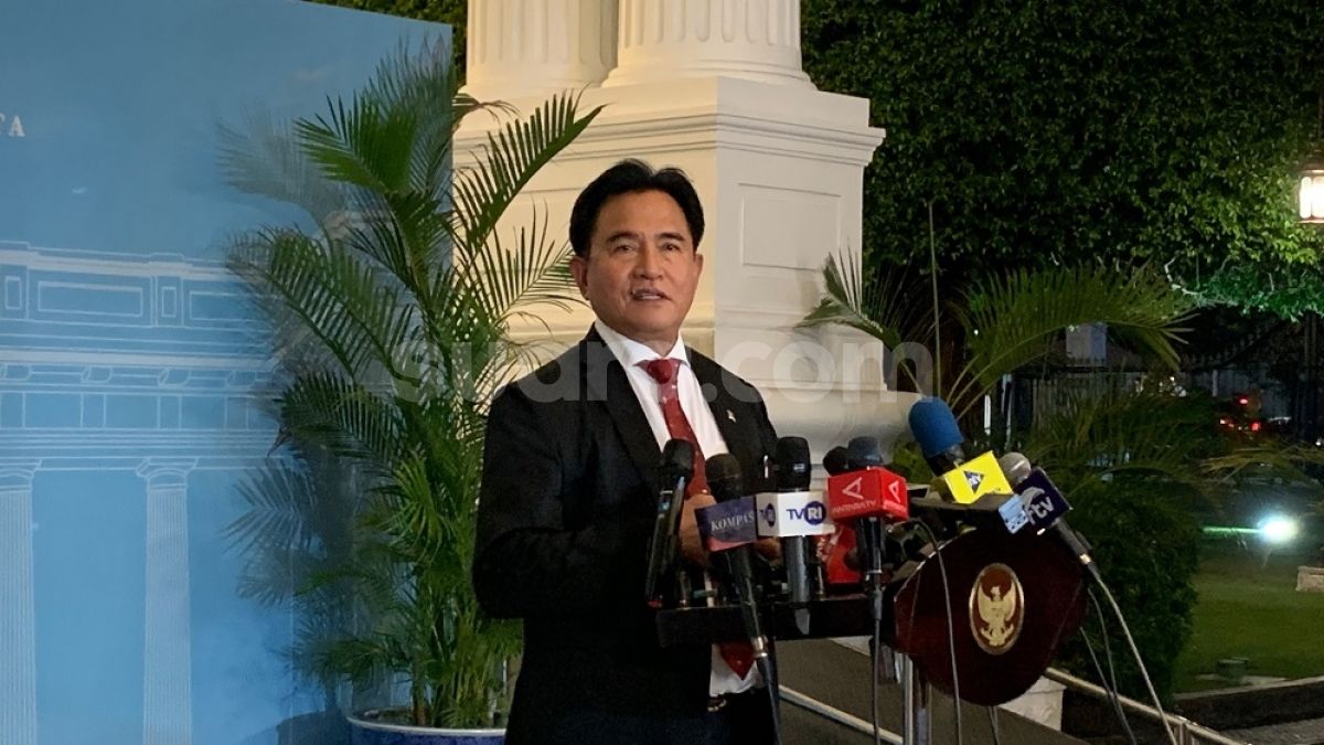 Yusril: Presiden Bukan Berarti Setuju Kajian Luhut Soal Definisi Korupsi