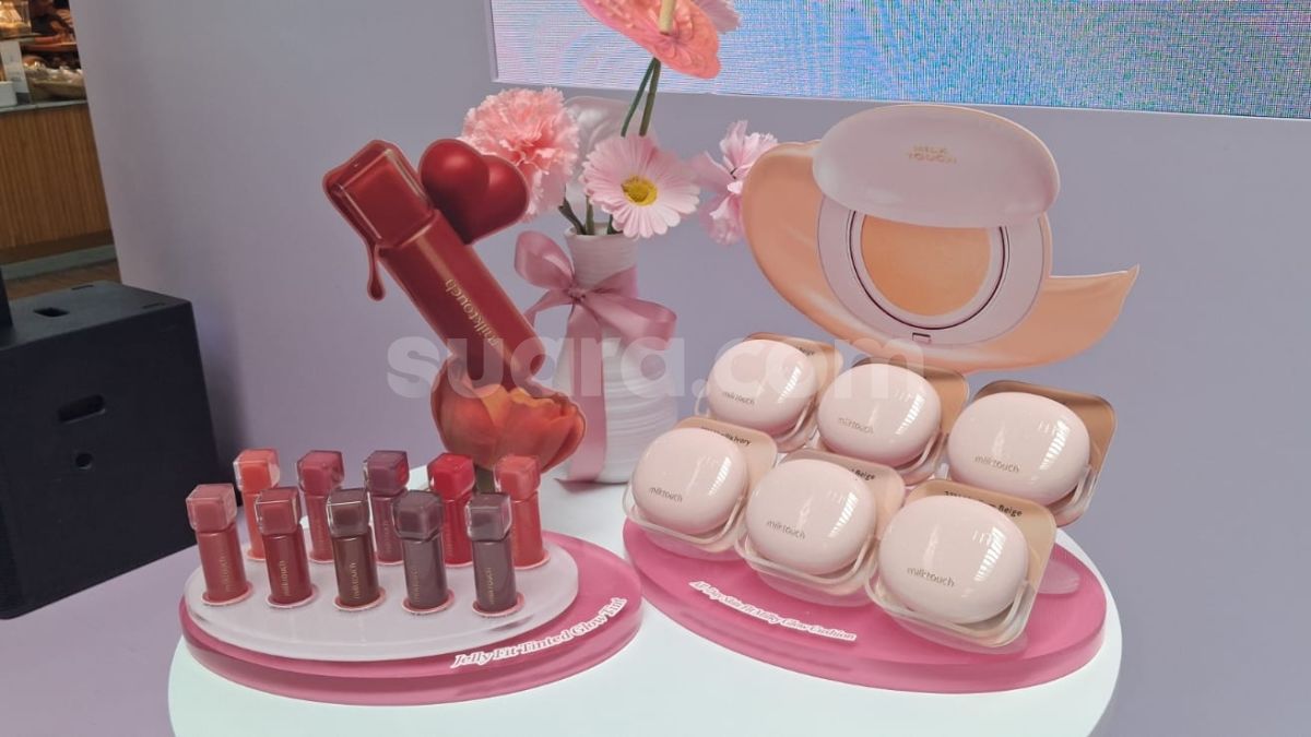 Tren Makeup Korea: Bibir Glossy dan Complexion Glowing Masih Jadi Andalan