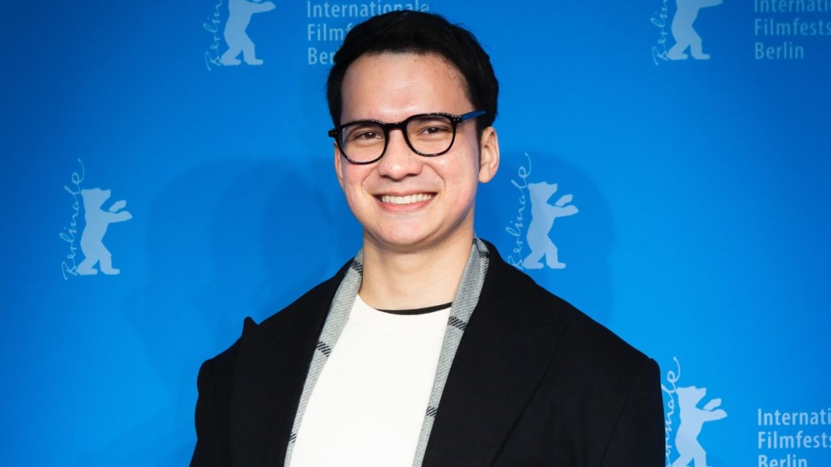 Mainkan Peran Ganda di Film Kembar Tak Sama, Endy Arfian Bongkar Tantangan Terberatnya